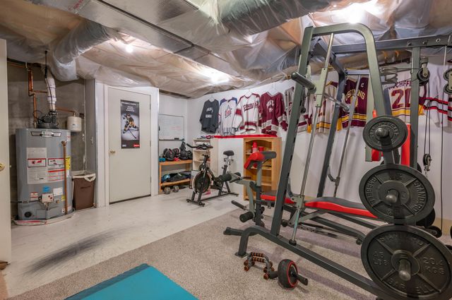 8 Corliss Road, Windham, NH 03087