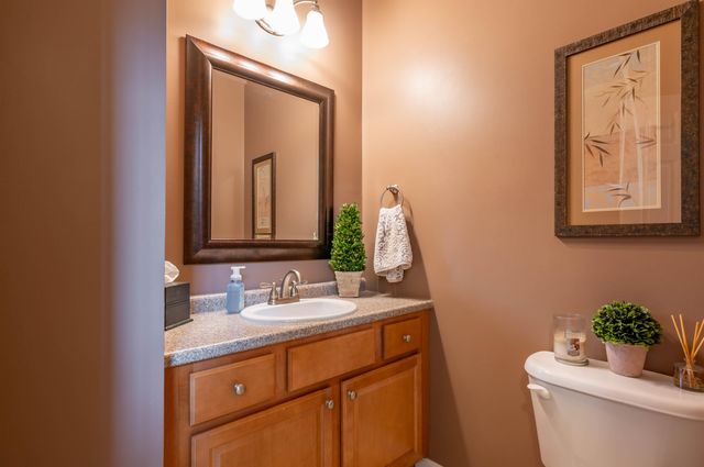 8 Corliss Road, Windham, NH 03087