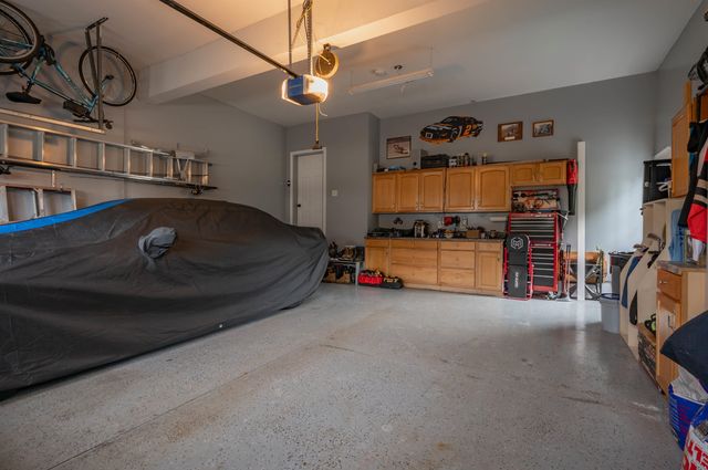 8 Corliss Road, Windham, NH 03087