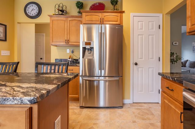 8 Corliss Road, Windham, NH 03087