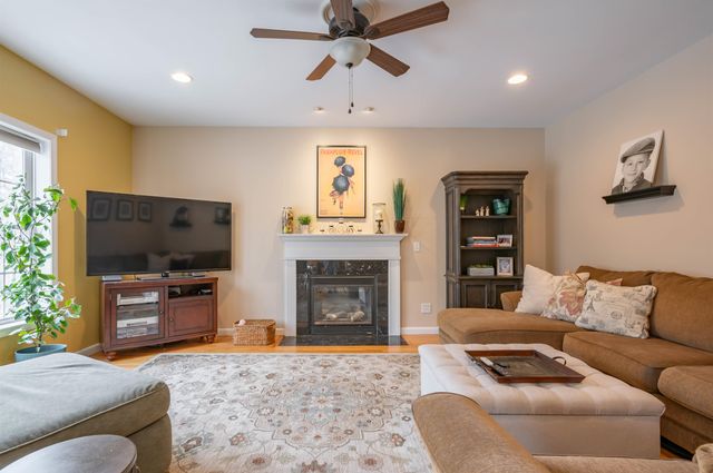 8 Corliss Road, Windham, NH 03087