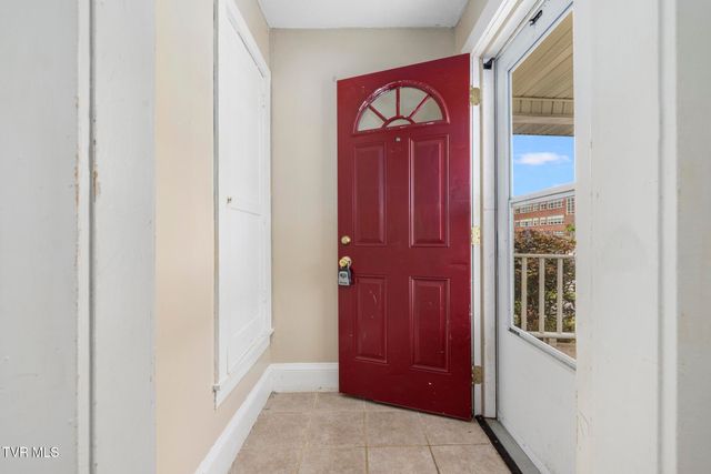 2012 Euclid Avenue, Bristol, VA 24201