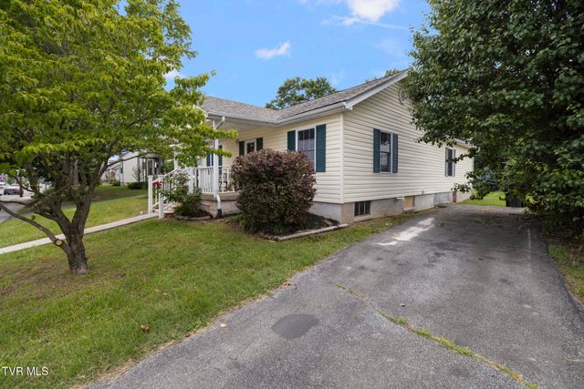 2012 Euclid Avenue, Bristol, VA 24201