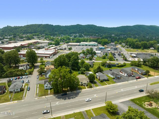2012 Euclid Avenue, Bristol, VA 24201