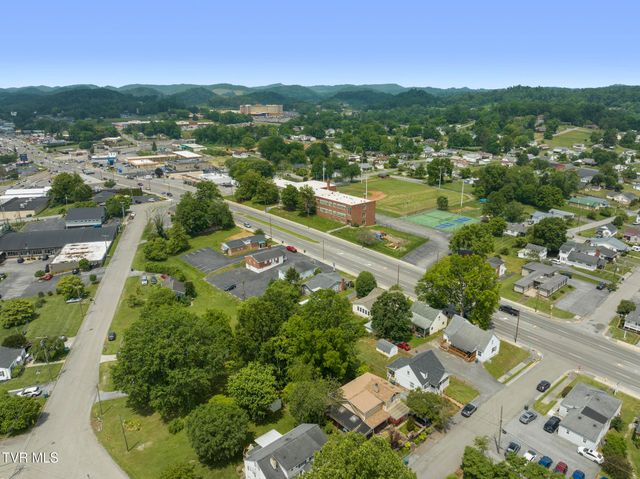 2012 Euclid Avenue, Bristol, VA 24201