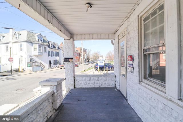 600 W COLLEGE AVE, York, PA 17401