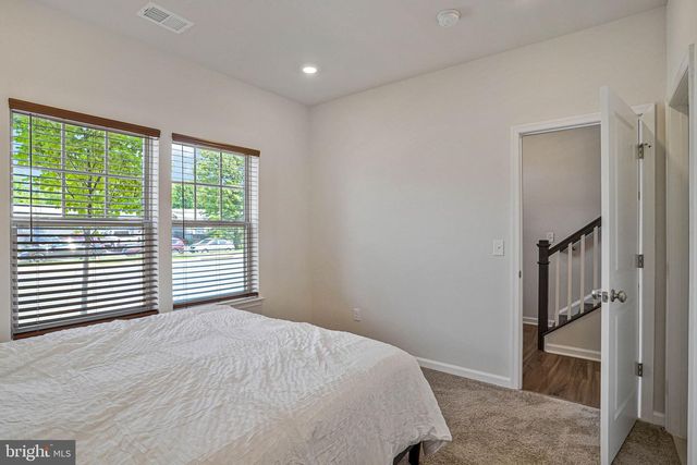 9459 PRINCE WILLIAM ST, Manassas, VA 20110