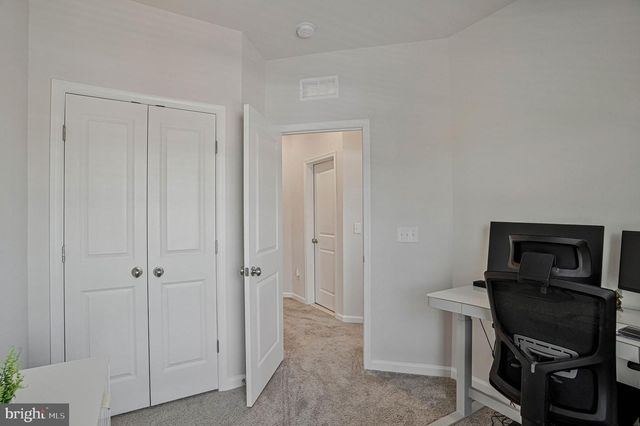9459 PRINCE WILLIAM ST, Manassas, VA 20110