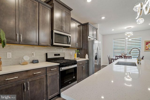 9459 PRINCE WILLIAM ST, Manassas, VA 20110