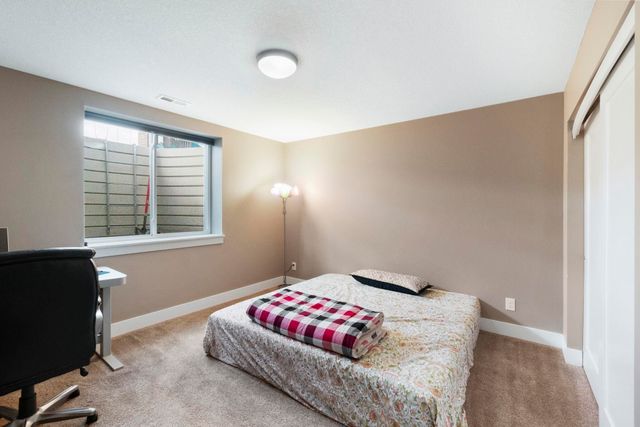 4923 Cohen Ct, Cedar Falls, IA 50613