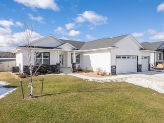 4923 Cohen Ct, Cedar Falls, IA 50613