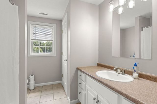 413 Huttleston Ave, Fairhaven, MA 02719