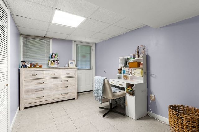 413 Huttleston Ave, Fairhaven, MA 02719