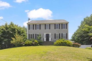 413 Huttleston Ave, Fairhaven, MA 02719