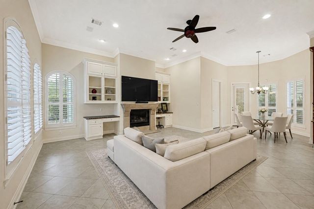 3 Waterford Pointe Circle, Sugar Land, TX 77479