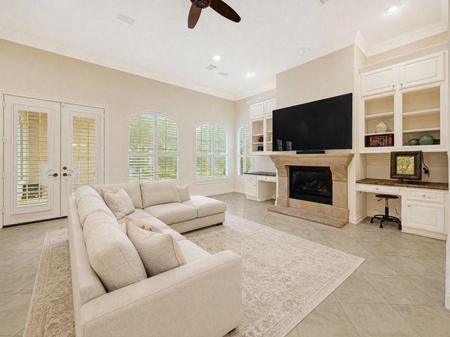 3 Waterford Pointe Circle, Sugar Land, TX 77479