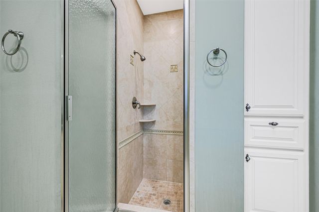 3 Waterford Pointe Circle, Sugar Land, TX 77479