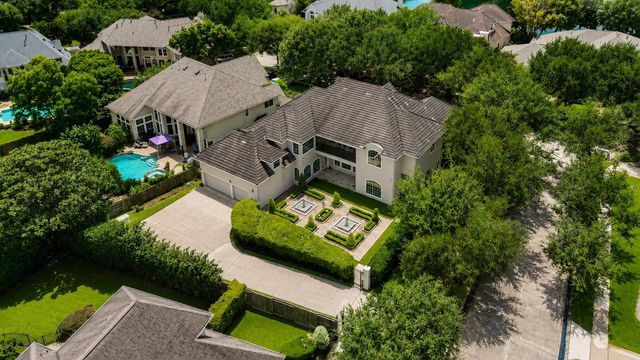 3 Waterford Pointe Circle, Sugar Land, TX 77479