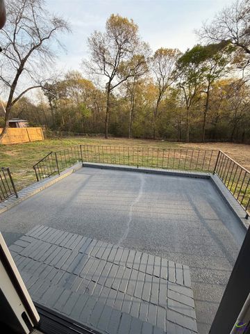 106 Crestwood Road, Centerville, GA 31028