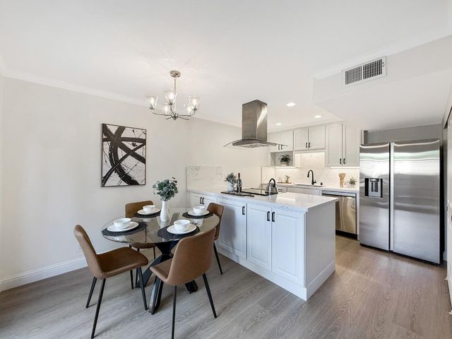 125 Connemara Way 98, Sunnyvale, CA 94087