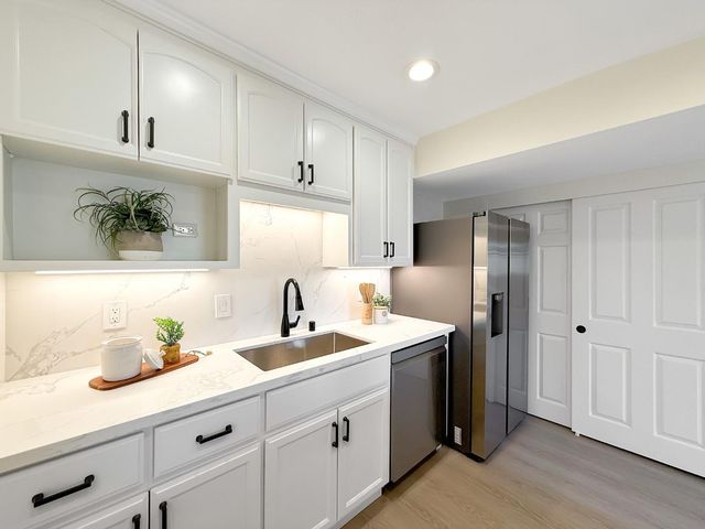 125 Connemara Way 98, Sunnyvale, CA 94087