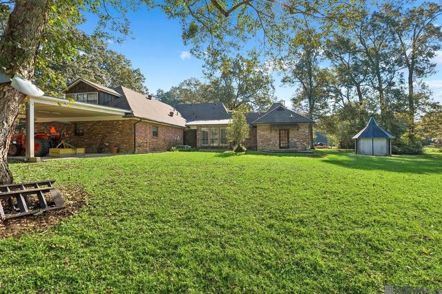 6615 Oak Cluster Dr, Greenwell Springs, LA 70739