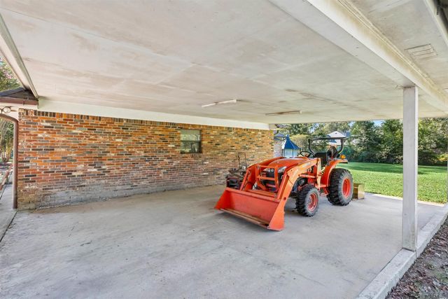6615 Oak Cluster Dr, Greenwell Springs, LA 70739