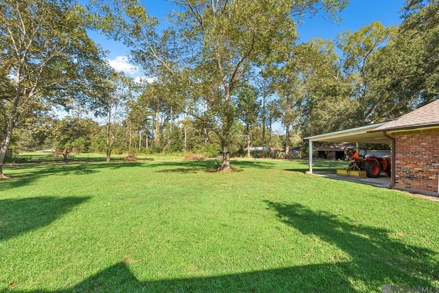 6615 Oak Cluster Dr, Greenwell Springs, LA 70739