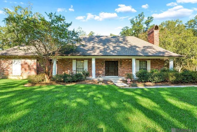 6615 Oak Cluster Dr, Greenwell Springs, LA 70739