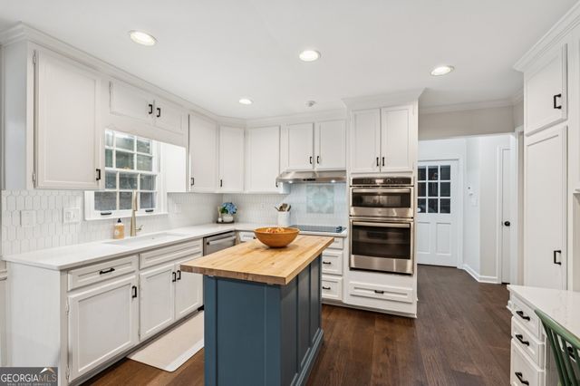 870 Hickory Oak Hollow, Roswell, GA 30075