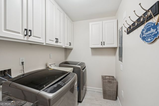 870 Hickory Oak Hollow, Roswell, GA 30075