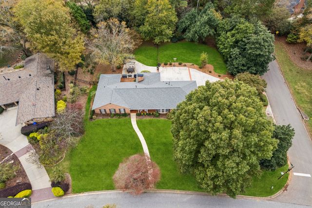 870 Hickory Oak Hollow, Roswell, GA 30075