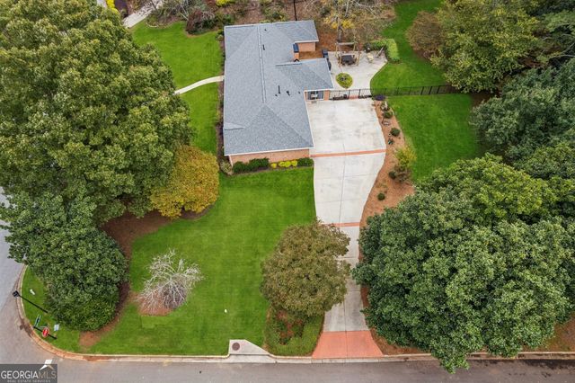 870 Hickory Oak Hollow, Roswell, GA 30075