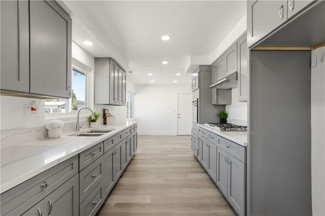 1258 W 121st, Los Angeles, CA 90044