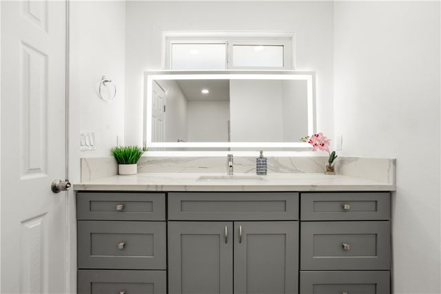 1258 W 121st, Los Angeles, CA 90044