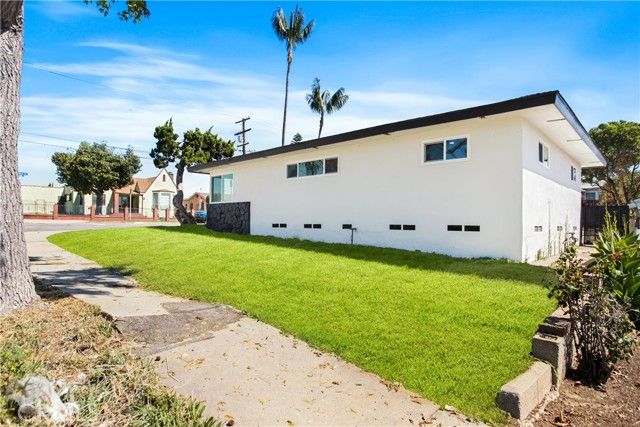 1258 W 121st, Los Angeles, CA 90044