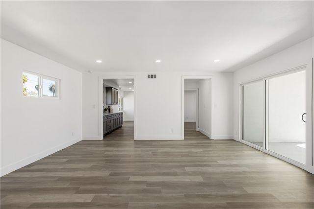 1258 W 121st, Los Angeles, CA 90044