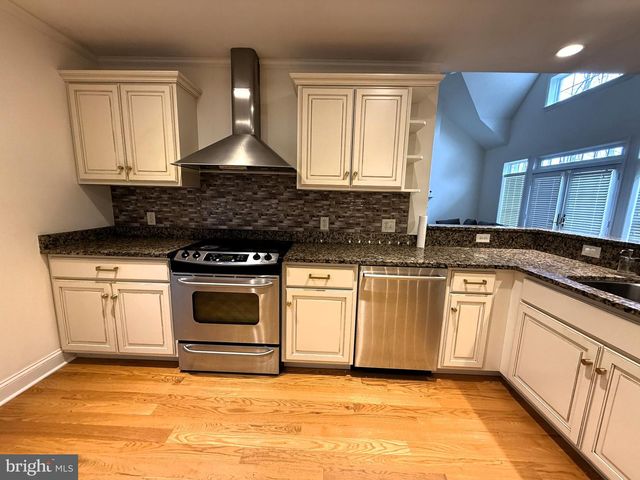 248 IVY HILL DR, State College, PA 16801