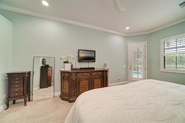 545 MAST DRIVE, Bradenton, FL 34208