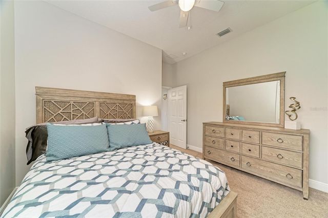 545 MAST DRIVE, Bradenton, FL 34208