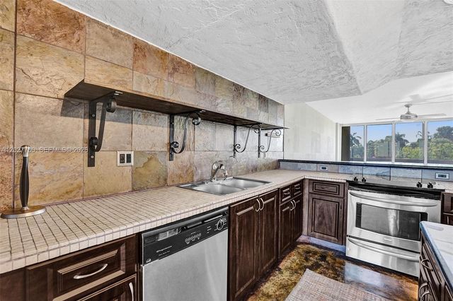 1401 S Federal Hwy 216, Boca Raton, FL 33432