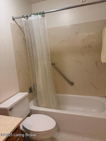 4125 Browns Ln 113, Louisville, KY 40220