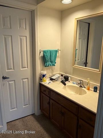 4125 Browns Ln 113, Louisville, KY 40220