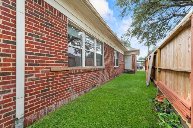 747 E 7th Street, Houston, TX 77007