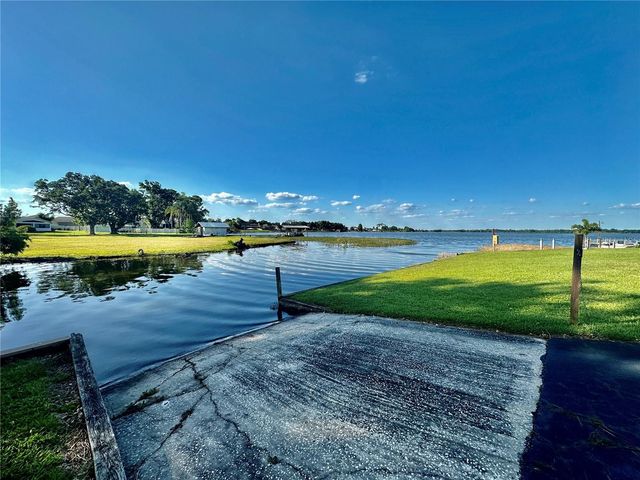 114 JANA CIRCLE, Auburndale, FL 33823
