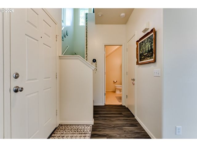 5304 Wales Dr, Eugene, OR 97402