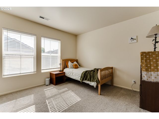 5304 Wales Dr, Eugene, OR 97402