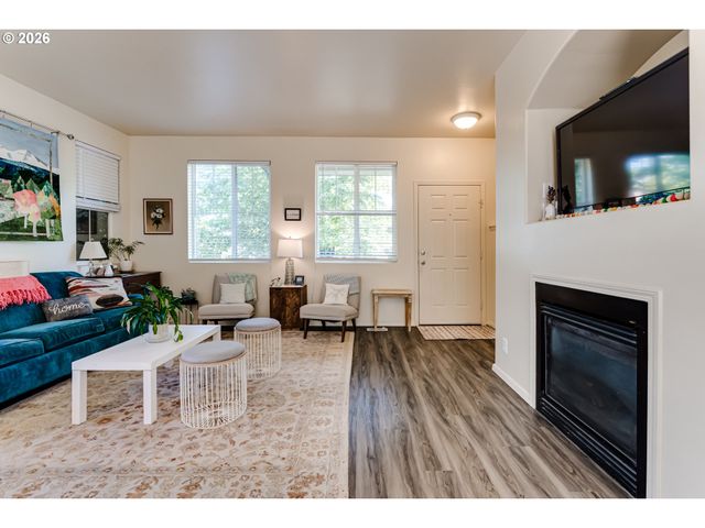 5304 Wales Dr, Eugene, OR 97402