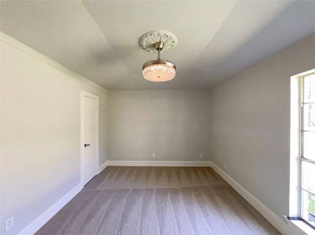 2800 N Surrey Drive, Carrollton, TX 75006