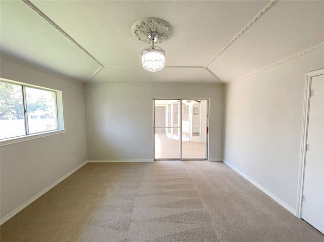 2800 N Surrey Drive, Carrollton, TX 75006